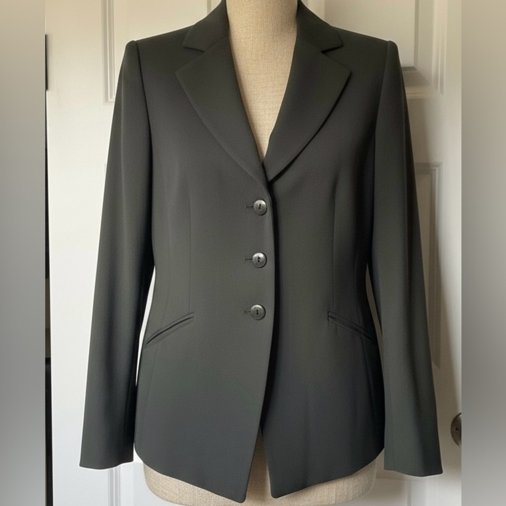 Armani Collezioni Dark Green Blazer – Made in Italy, Size 42 (Fits US 4)